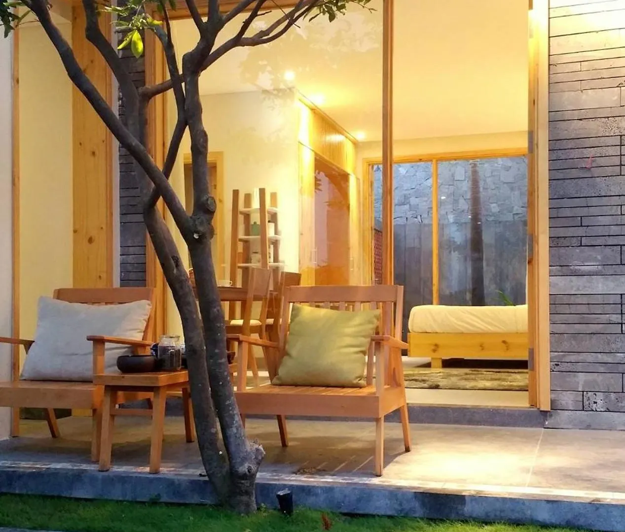 Carol House Da Nang Beach 0*,  Vietnam