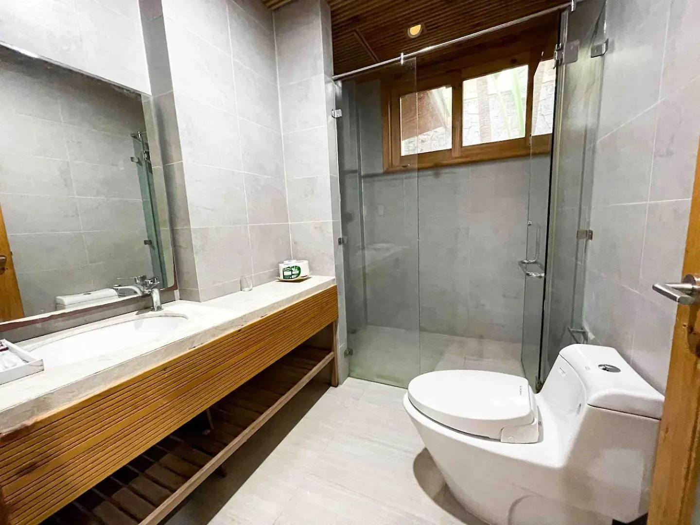 Carol House Da Nang Beach Vietnam